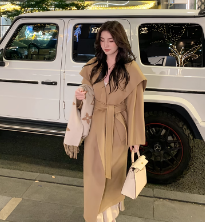 小香风外套女春秋款2023新款微胖mm法式别致娃娃领上衣